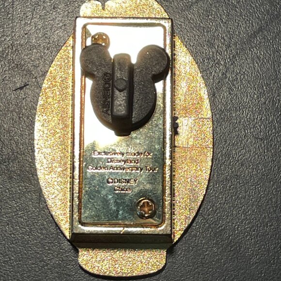Two Rare Disneyland Walt's Apartment Lamp Pins for 50th Anniversary - Picture 6 of 14